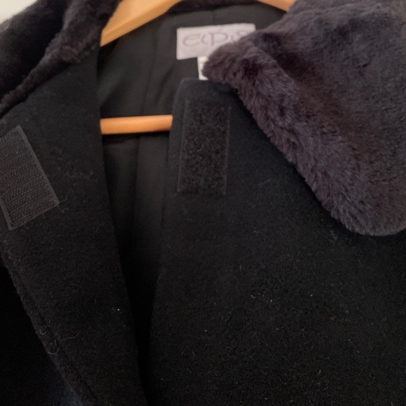 Black Wool Blend Jacket With Faux Fur Collar BNWOT Size 38 - Picture 4 of 7